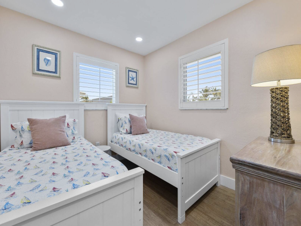 Sanibel Beachfront Vacation Condo with Three Bedrooms